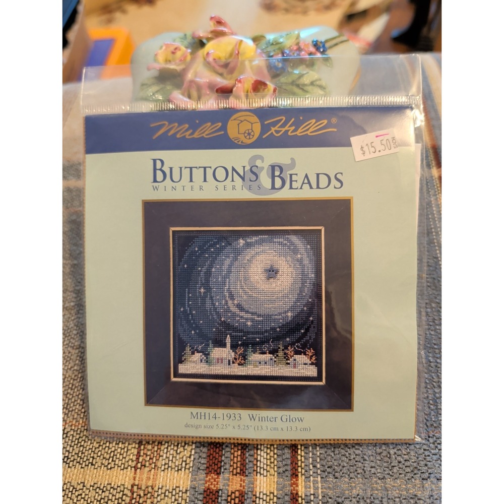 Mill Hill Buttons & Beads Winter Glow Cross Stitch Kit MH14-1933 New